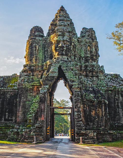 Sisäänkäynti Angkor Thomiin, Kambodža