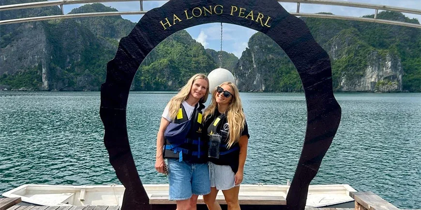 Millie ja Steffie Halonginlahdella