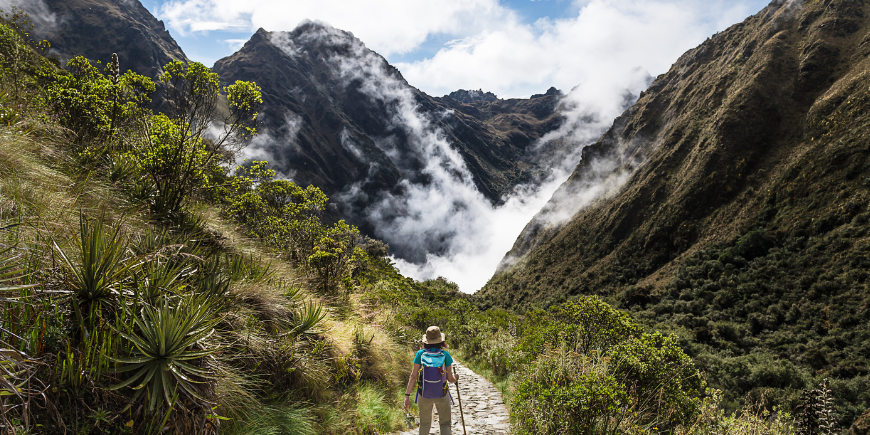 Naisia vaeltamassa Perun inkavaelluksella