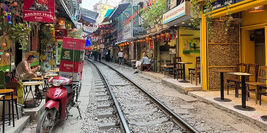 Train Street Hanoissa, Vietnamissa